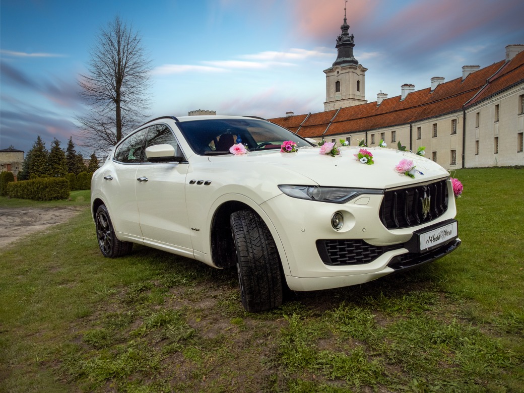 Auto na wesele